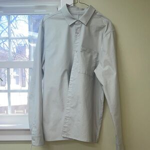 Lululemon Men's Light Gray Shirt